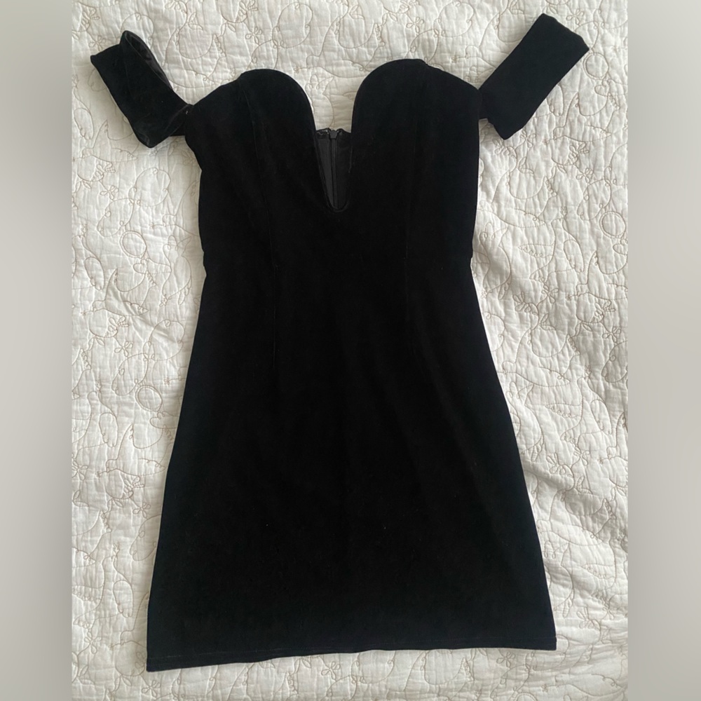 H:ours x Revolve Jade Velvet Dress